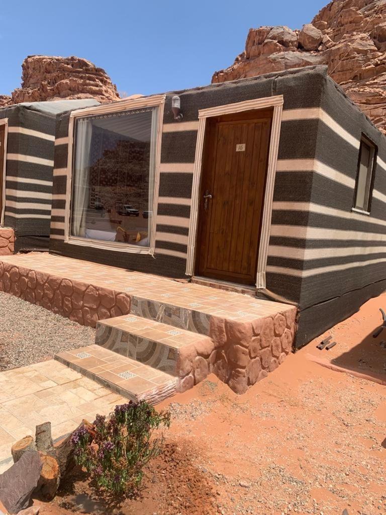 Wadi Rum-Bedouin Tents And Jeep Tours Exterior foto